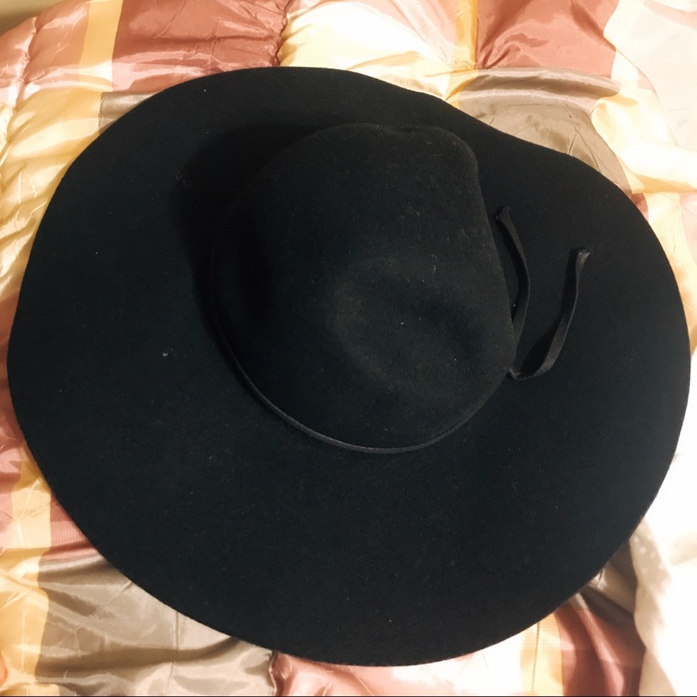 Wool hat